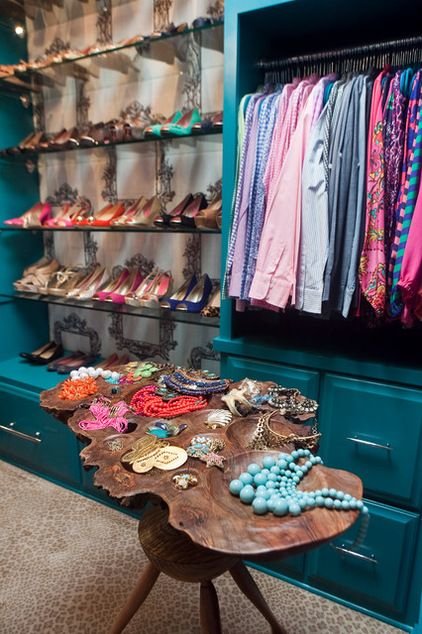 colorful-walk-in-closet1