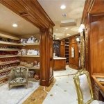 luxurious-walk-in-closet7